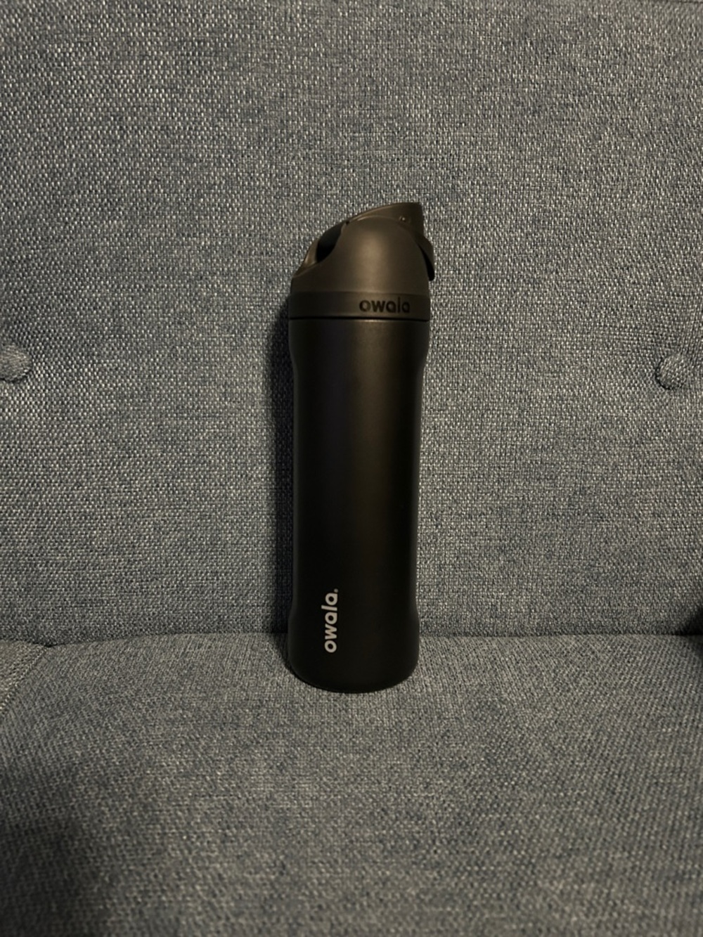 Owala FreeSip 24 oz Bottle - Dark, Very Dark